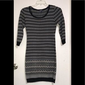 🌻Freshman 1996 Sweater Dress. Size medium GUC
